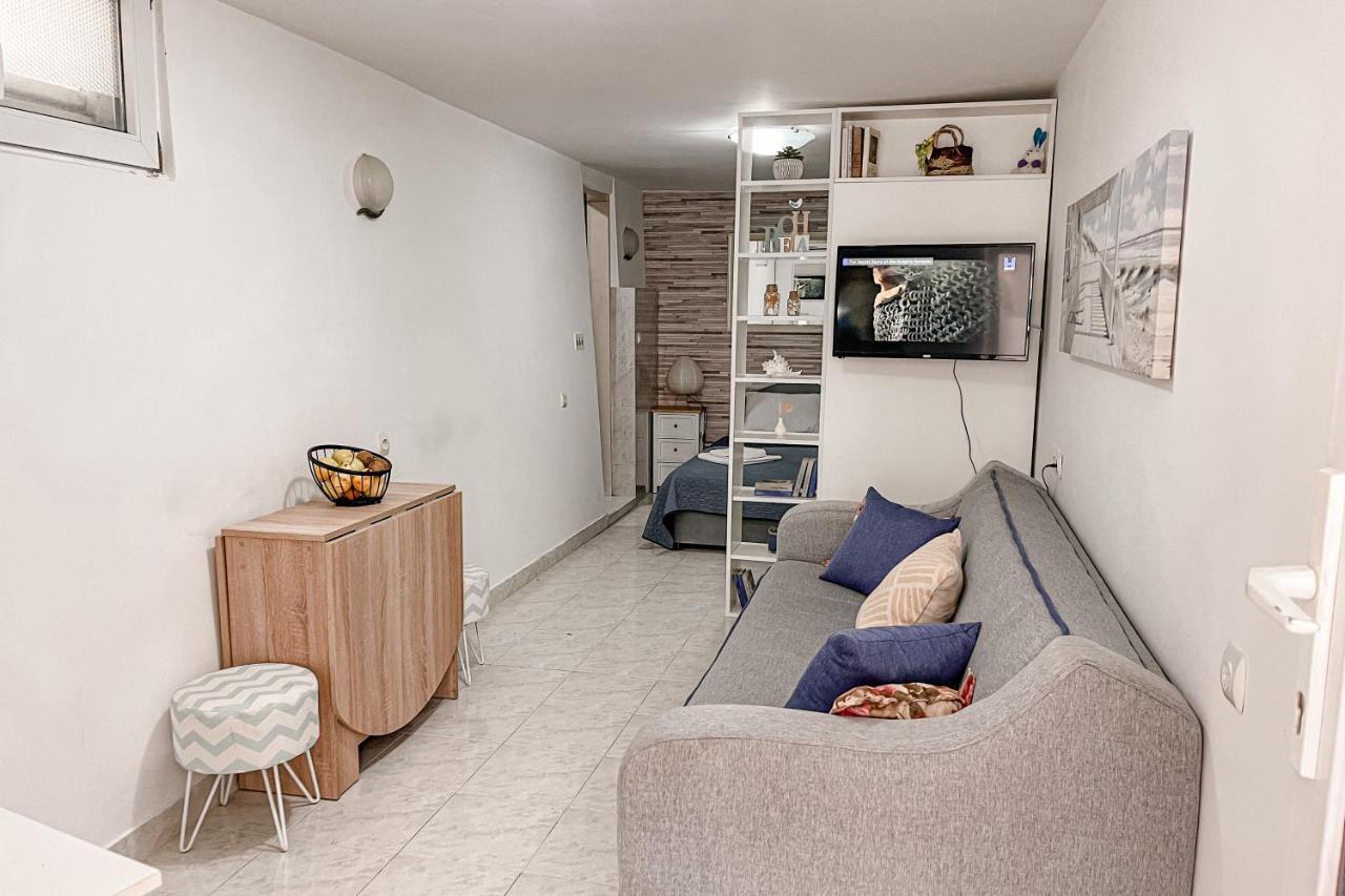 Al Mare Apartment Igalo Exterior photo